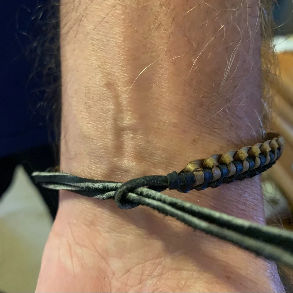 Unisex Leather hand-weaved bracelet!‎ Weave part is 7ins long. 11ins tota…